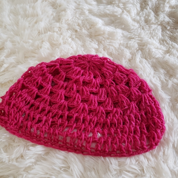 One Size Fits All Pink Beanie - Picture 1 of 2